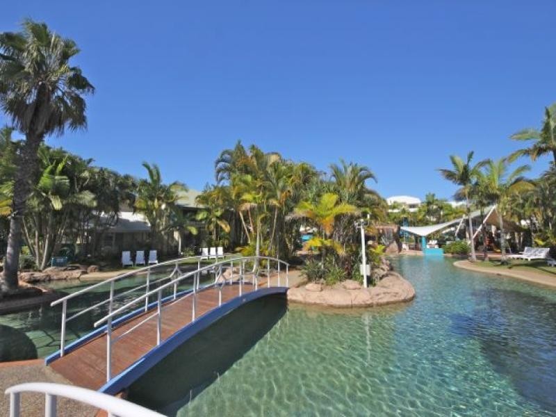 111/10 Alexandra Avenue, Broadbeach QLD 4218