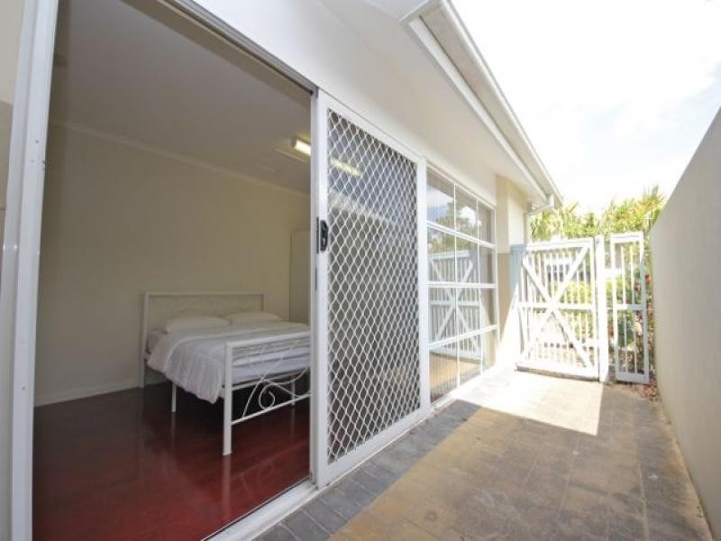 29/16 Crescent Avenue, Mermaid Beach QLD 4218