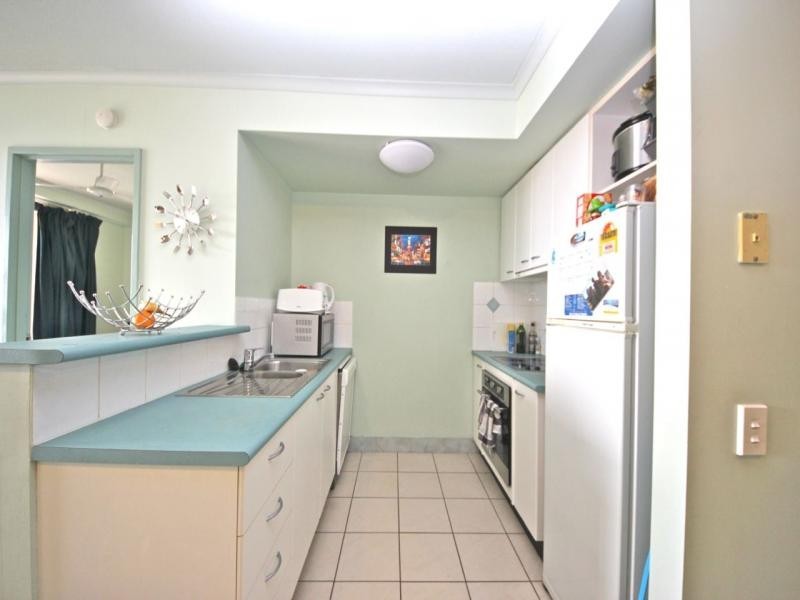 808/30 Surf Parade, Broadbeach QLD 4218