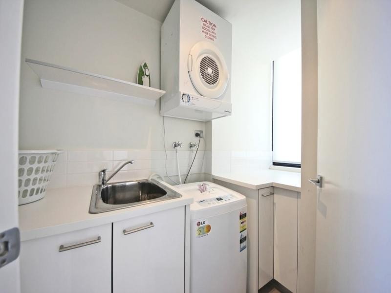 2706/22 Sierra Grand, Surf Parade, Broadbeach QLD 4218