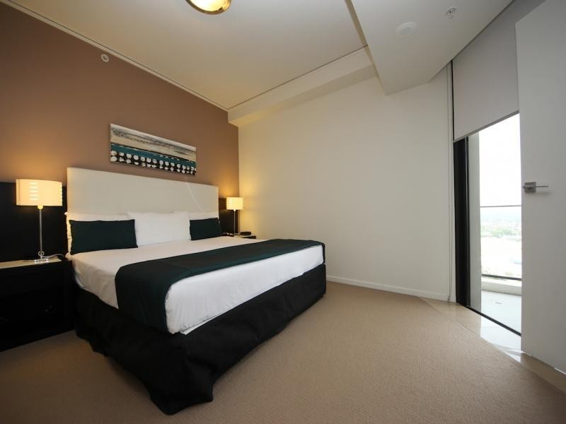 2009/22 Surf Parade, Broadbeach QLD 4218