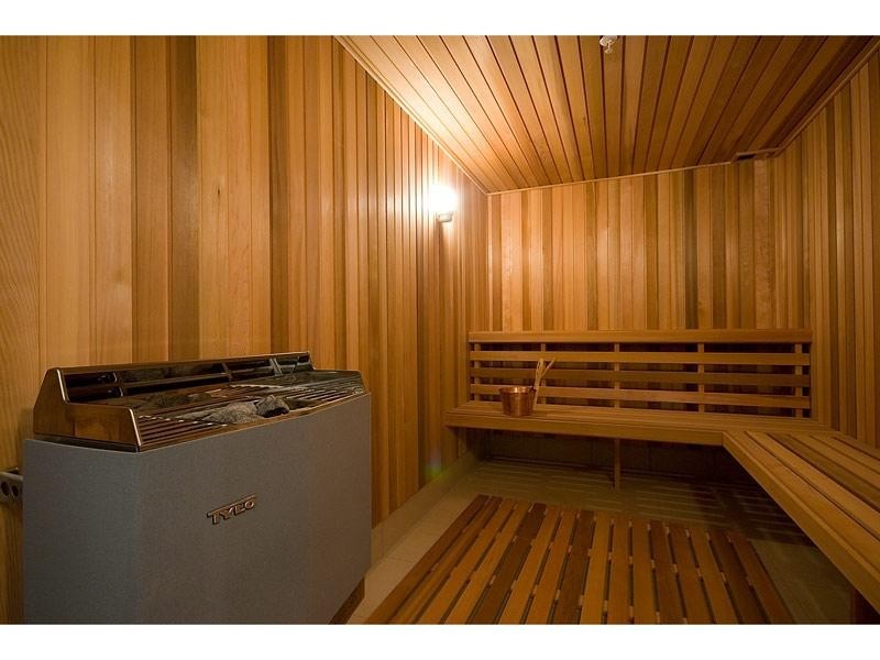 2009/22 Surf Parade, Broadbeach QLD 4218