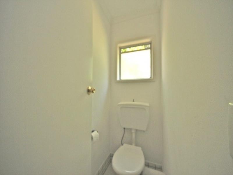 186 Surf Pde, Broadbeach QLD 4218