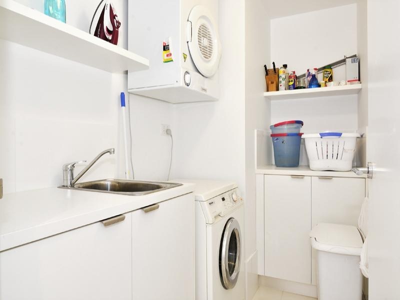 4 ORACLE, 4 Charles Avenue, Broadbeach QLD 4218