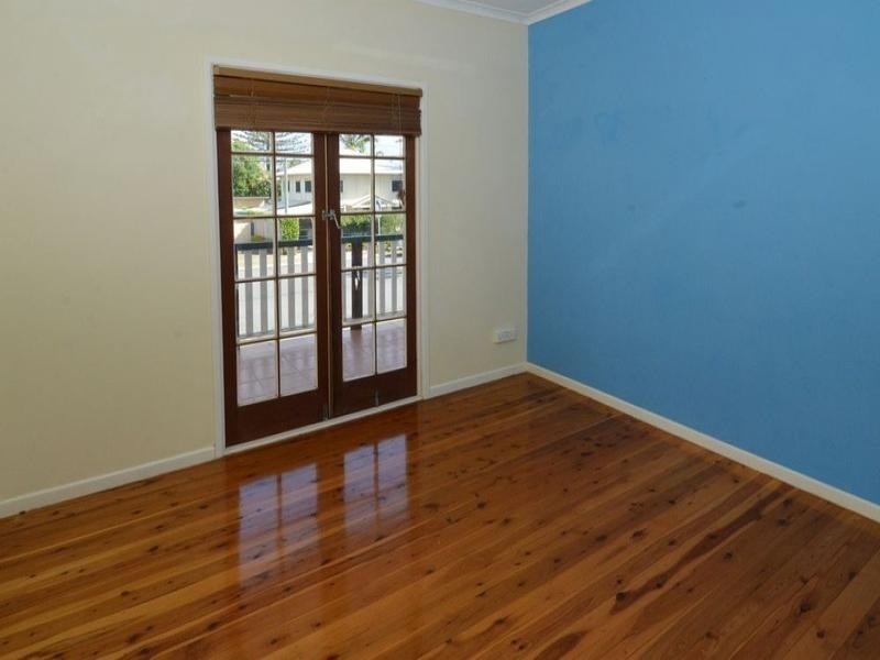 31 Francis Street, Mermaid Beach QLD 4218