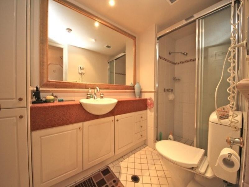 PENTHOUSE/24 – 26 PHOENICIAN PENTHOUSE, Queensland Avenue, Broadbeach QLD 4218