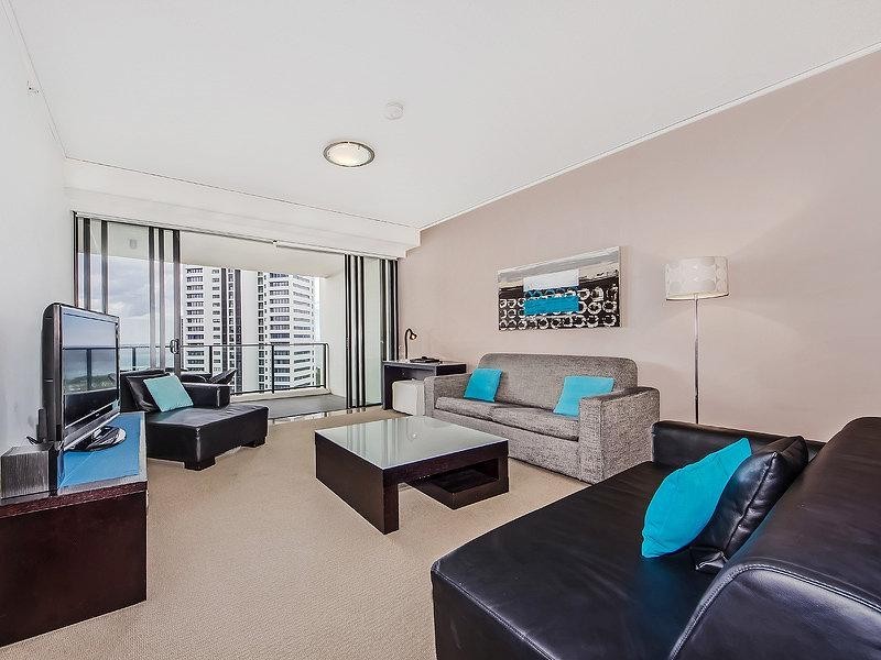 22 Sierra Grand, Surf Parade, Broadbeach QLD 4218