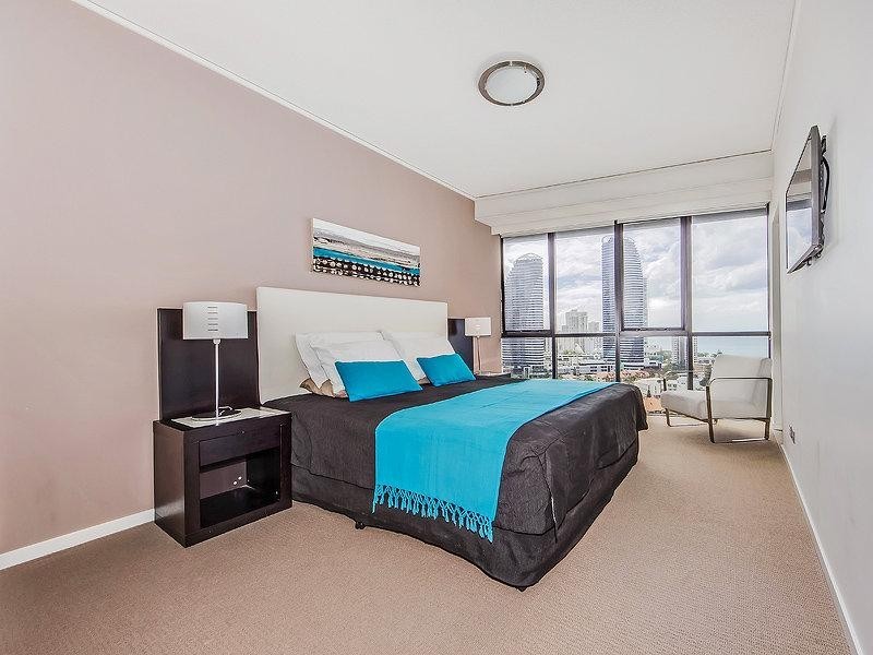 22 Sierra Grand, Surf Parade, Broadbeach QLD 4218