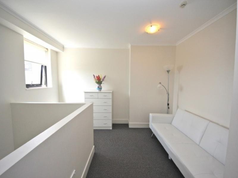 810/30 Surf Parade, Broadbeach QLD 4218