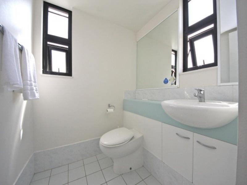 810/30 Surf Parade, Broadbeach QLD 4218