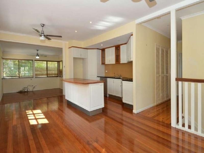 31 Francis Street, Mermaid Beach QLD 4218