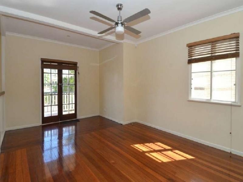 31 Francis Street, Mermaid Beach QLD 4218