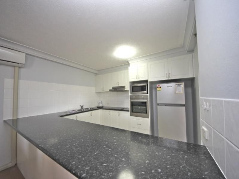 30 Laycock St, Surfers Paradise QLD 4217