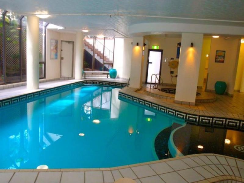 30 Laycock St, Surfers Paradise QLD 4217