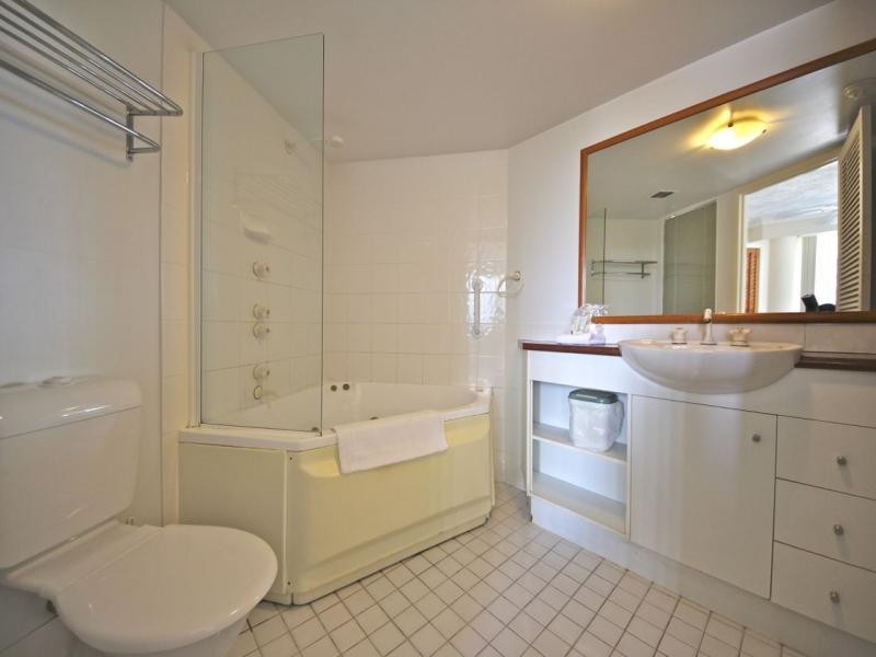 210-218 Surf Parade, Surfers Paradise QLD 4217