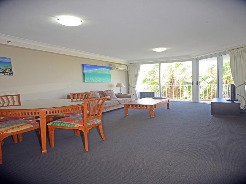 1043/2623 GOLD COAST HIGHWAY, Broadbeach QLD 4218