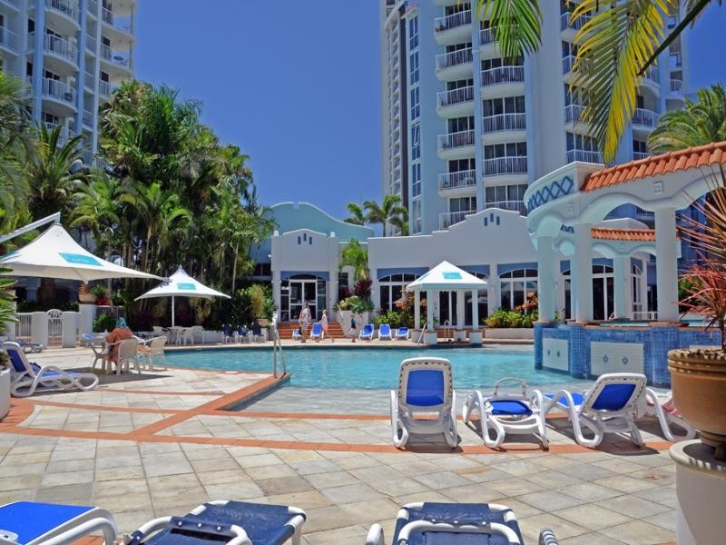 1043/2623 GOLD COAST HIGHWAY, Broadbeach QLD 4218