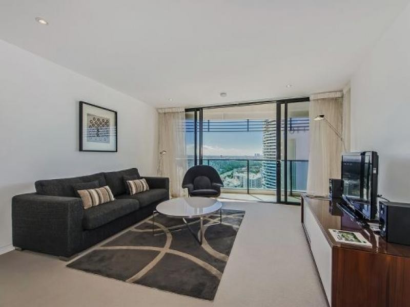 22203/4 Oracle, charles Avenue, Broadbeach QLD 4218