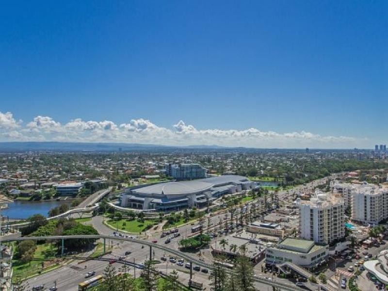 22203/4 Oracle, charles Avenue, Broadbeach QLD 4218