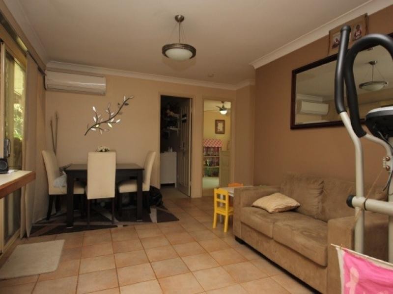 37 Allied Drive, Arundel QLD 4214