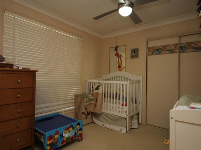 37 Allied Drive, Arundel QLD 4214