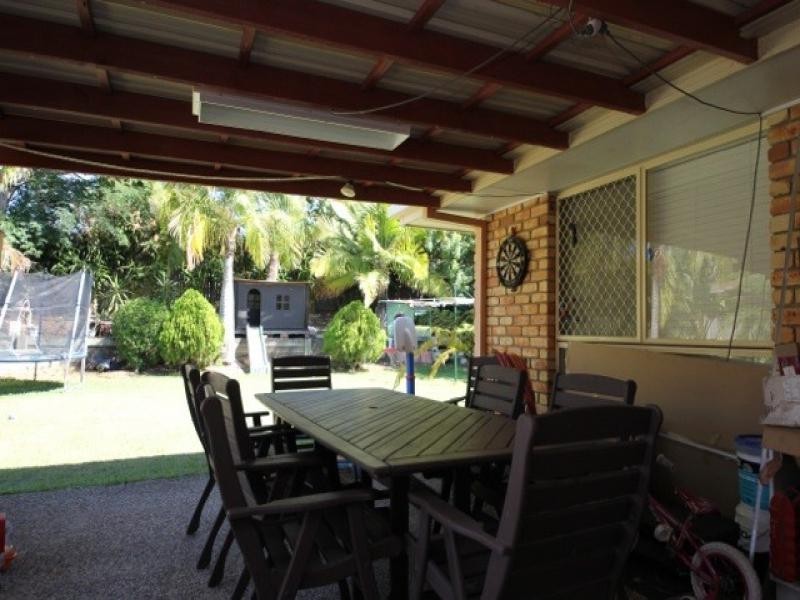 37 Allied Drive, Arundel QLD 4214