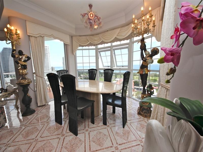 2633 GOLD COAST HIGHWAY, Broadbeach QLD 4218