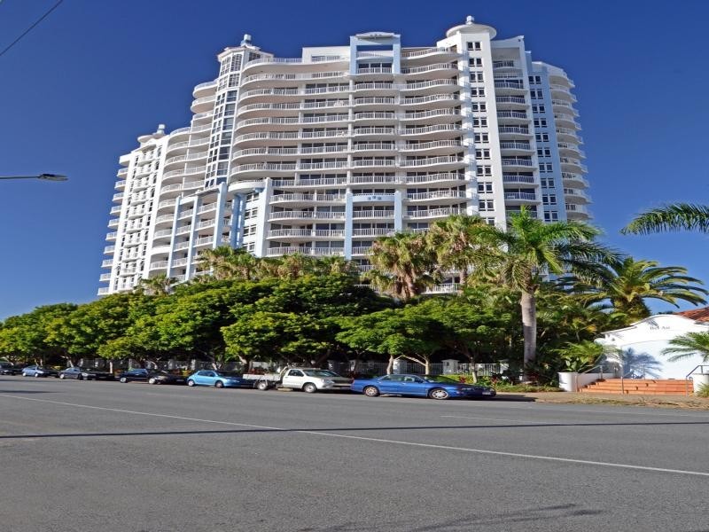 2633 GOLD COAST HIGHWAY, Broadbeach QLD 4218