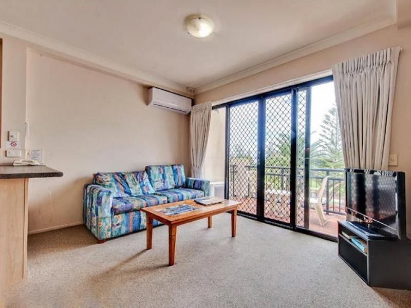 9 Margaret Ave, Broadbeach QLD 4218