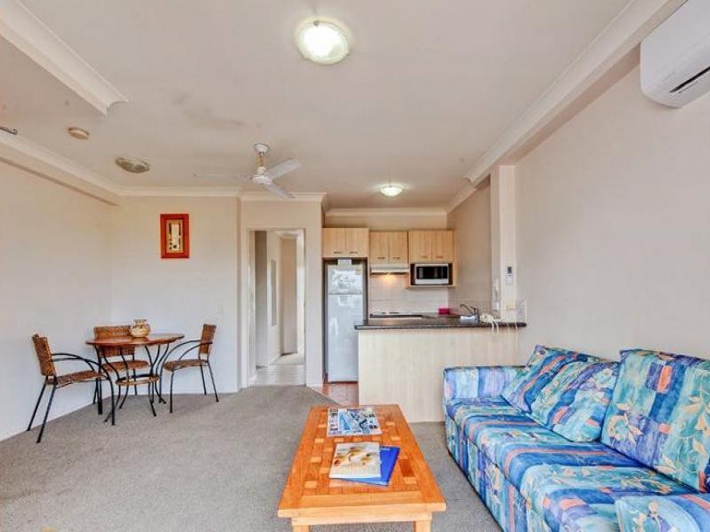 9 Margaret Ave, Broadbeach QLD 4218