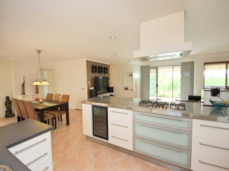 23 Settlement Court, Mudgeeraba QLD 4213