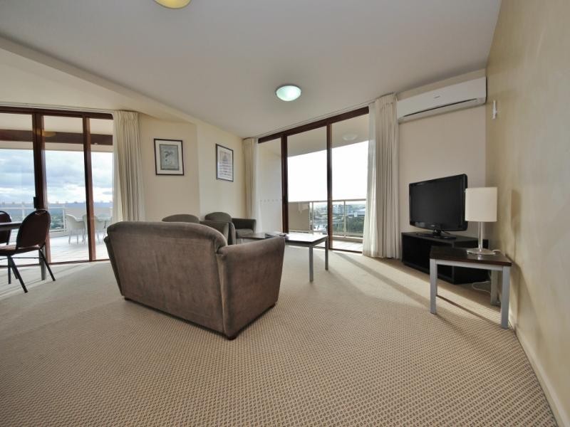 42 Surf Parade, Broadbeach QLD 4218