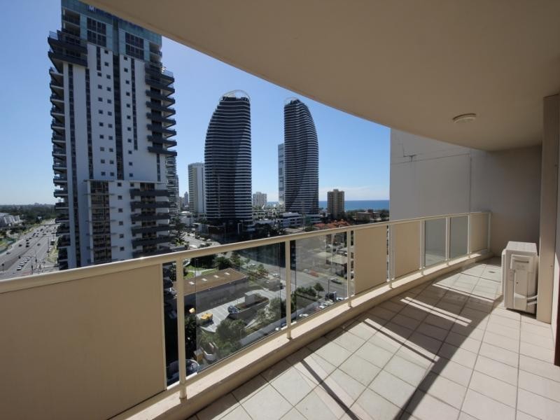 42 Surf Parade, Broadbeach QLD 4218