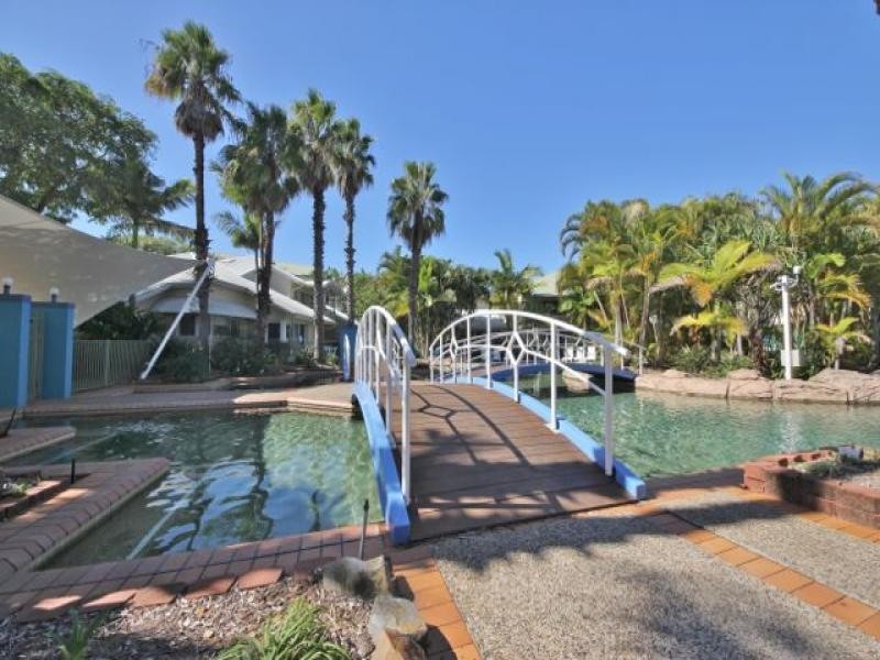 10 Alexandra Avenue, Broadbeach QLD 4218