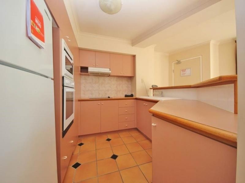 120/10 Alexandra Avenue, Mermaid Beach QLD 4218