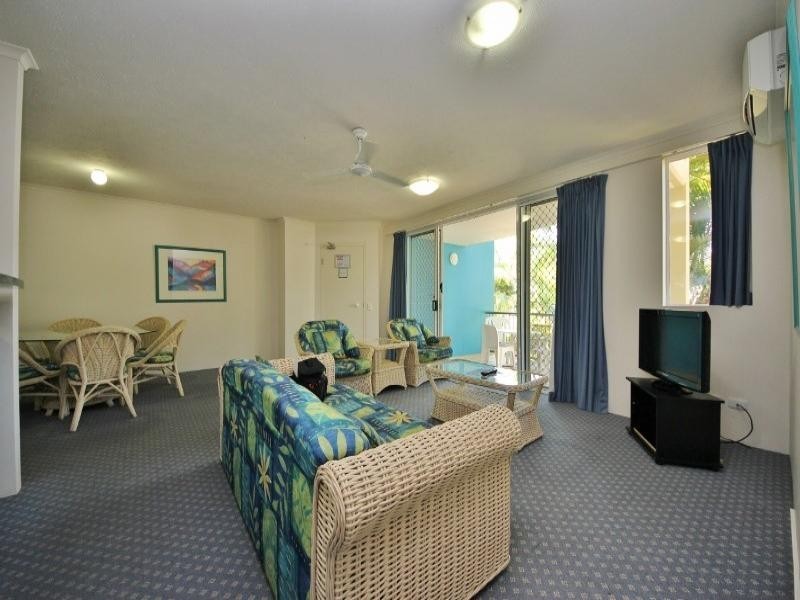 133/10 Alexandra Avenue, Broadbeach QLD 4218