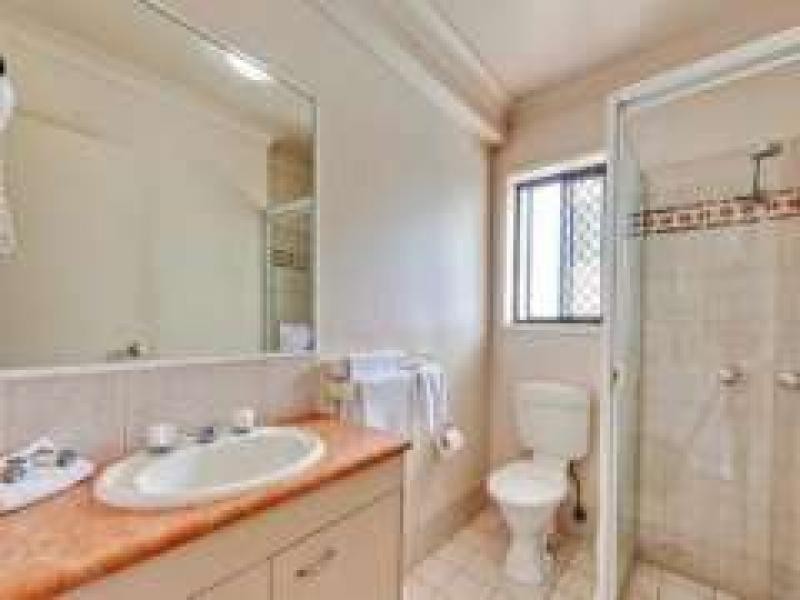 13/9 Margaret Avenue, Broadbeach QLD 4218