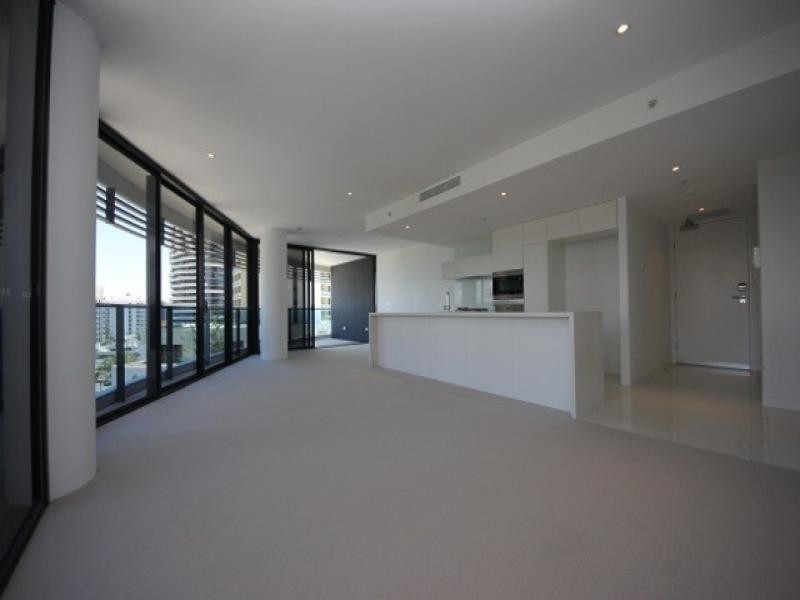 20602/4  Charles Avenue, Broadbeach QLD 4218