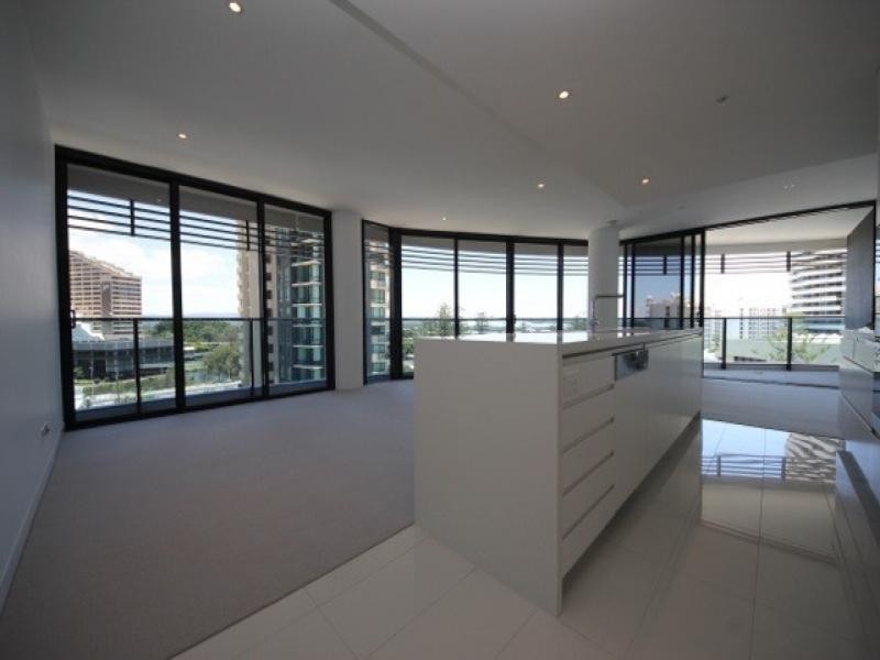 20602/4  Charles Avenue, Broadbeach QLD 4218