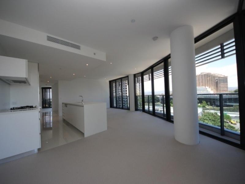 20602/4  Charles Avenue, Broadbeach QLD 4218