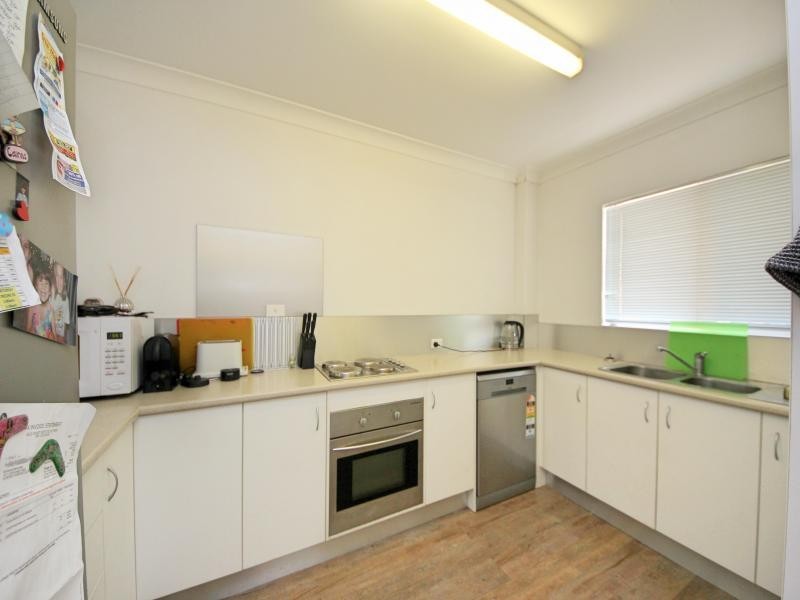 9-11 Old Burleigh Road, Surfers Paradise QLD 4217