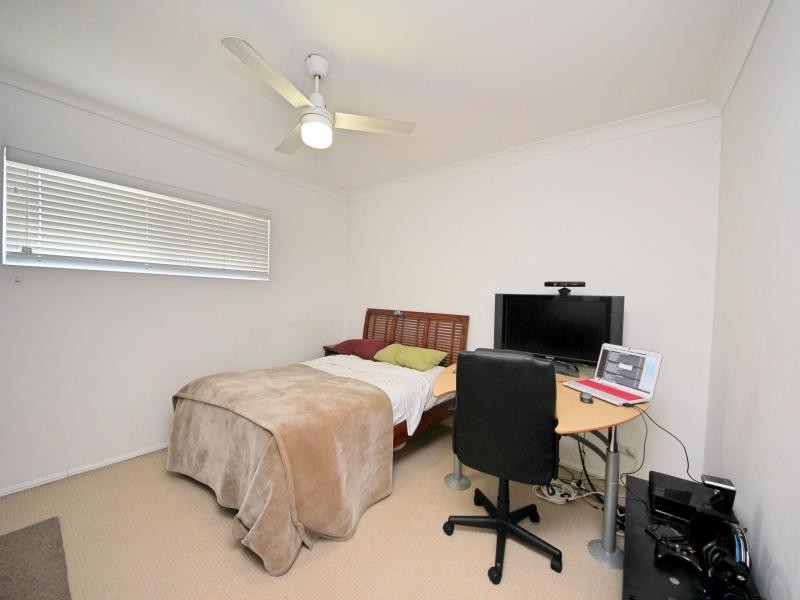 9-11 Old Burleigh Road, Surfers Paradise QLD 4217