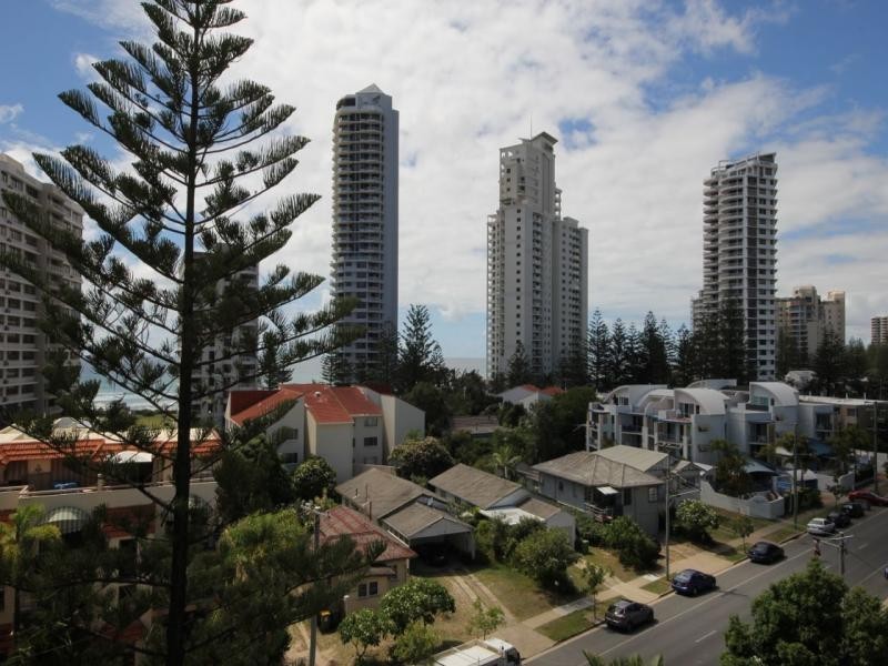 55/210 Surf Parade, Surfers Paradise QLD 4217