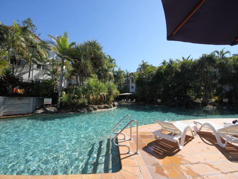 7 Redondo Avenue, Miami QLD 4220