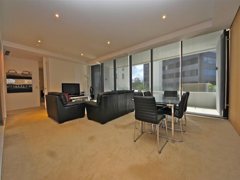 302/17 Albert Ave, Broadbeach QLD 4218