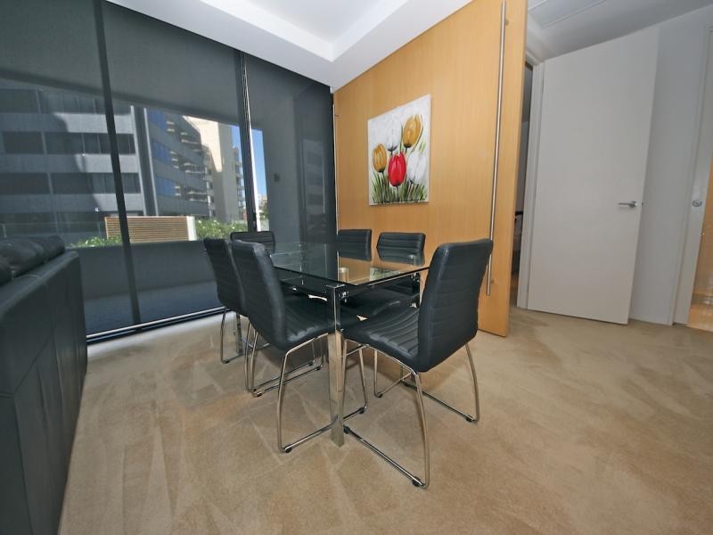 302/17 Albert Ave, Broadbeach QLD 4218