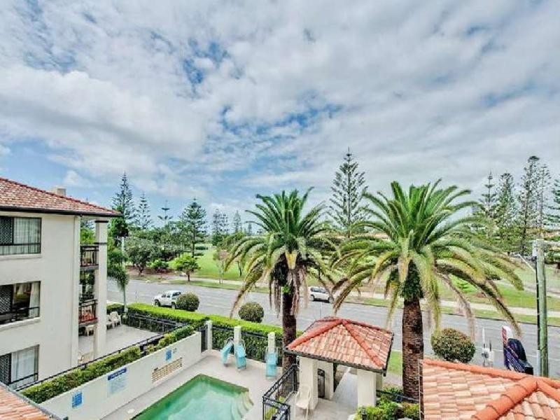 24/9 Margaret Avenue, Broadbeach QLD 4218