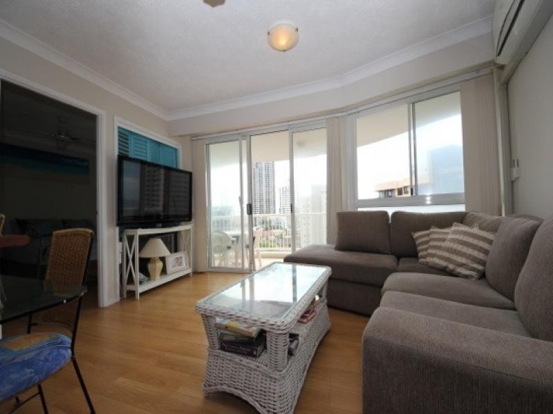 72/210 Surf Parade, Broadbeach QLD 4218