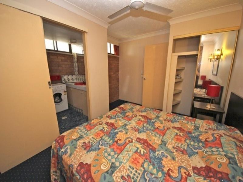 508/40 Surf Parade, Broadbeach QLD 4218