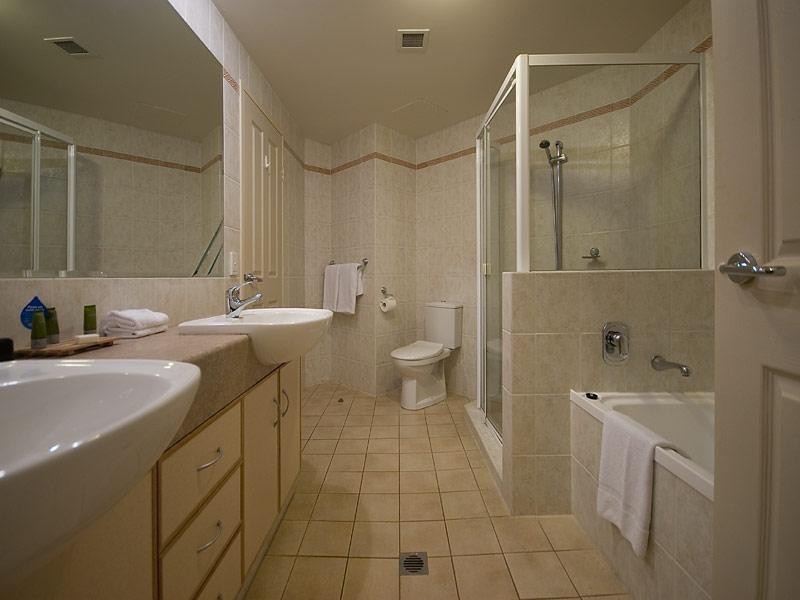 501/3400 GOLD COAST HIGHWAY, Surfers Paradise QLD 4217